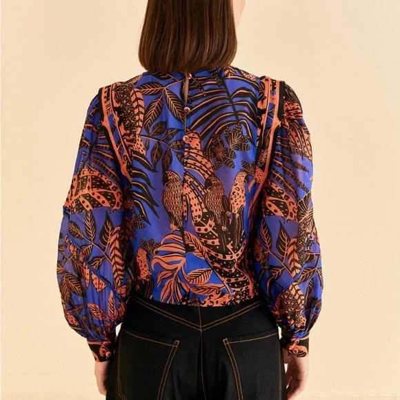 [NWT] $165 FARM RIO Tropical Gold Blue Pleated Long Sleeve Blouse. Size Small - Picture 3 of 12